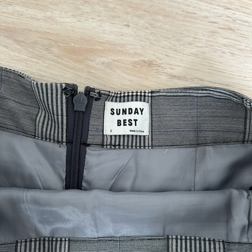 Aritzia Sunday Best Plaid Pleated Mini Skirt Size 2 | Gray plaid High Rise - Picture 6 of 7